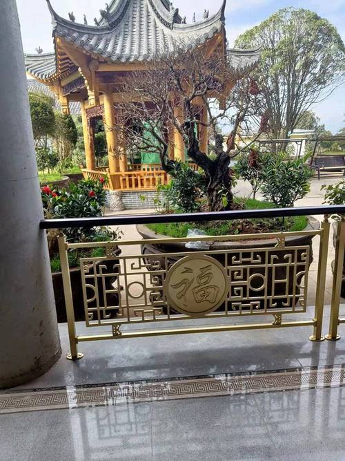 文山铜壁画的加工方法四合院简欧铜楼梯扶手